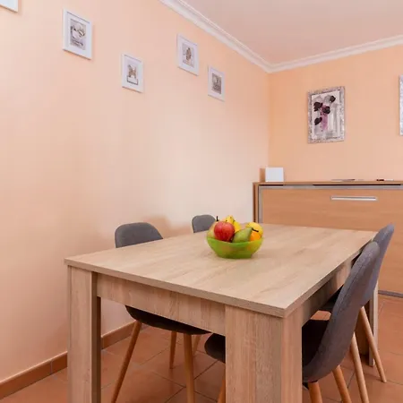 Homeforguest Spacious And Bright Flat On The La Tejita Apartment *