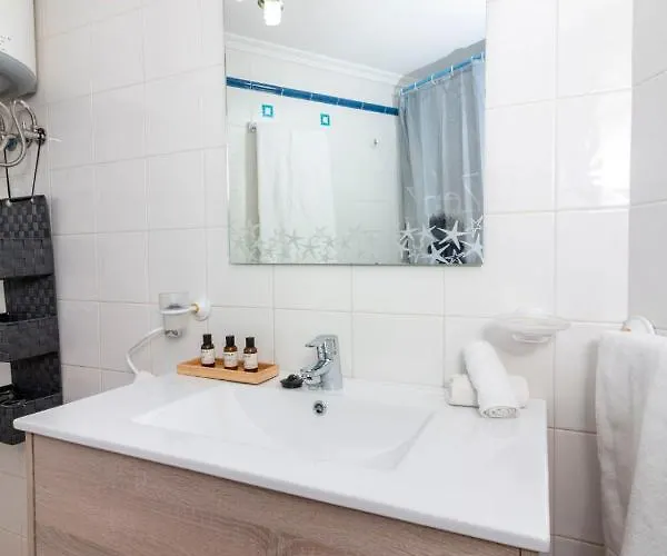 Homeforguest Spacious And Bright Flat On The La Tejita