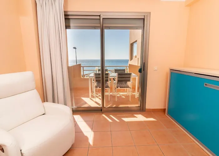 Homeforguest Spacious And Bright Flat On The La Tejita *